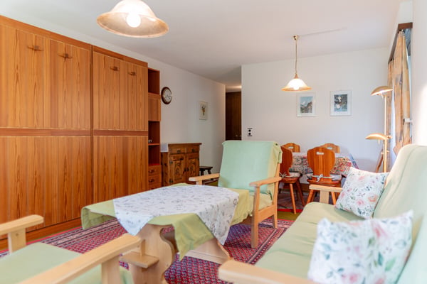 Klein und fein  heimelige 2-Zimmerwohnung mit Weitblick in Grächen 6