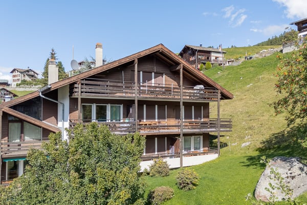 Klein und fein  heimelige 2-Zimmerwohnung mit Weitblick in Grächen 1