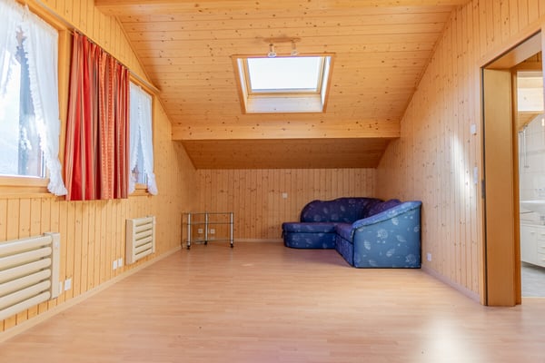 Chalet mit zwei Wohnungen oberhalb von Fiesch 10