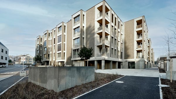 Einstellplätze in der Überbauung Schweizer 3