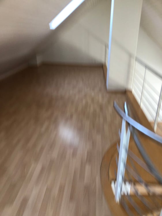 Charmante 5.5-Zimmer-Maisonette-Wohnung in Auw – Sofort verfügbar! 7