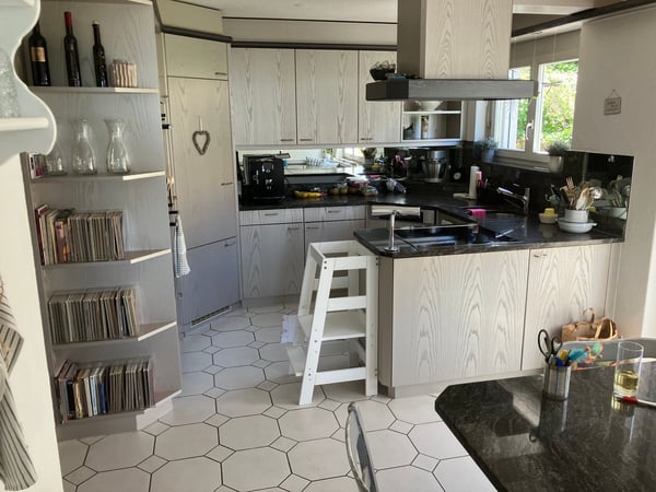 Geräumiges 6.5-Zimmer-Doppeleinfamilienhaus in idyllischer Lage in Emmetten 4