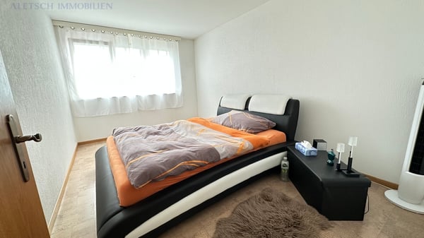 Zentrale 4.5-Zimmer-Wohnung mit Süd gerichtetem Balkon, mitten im Dorf 7