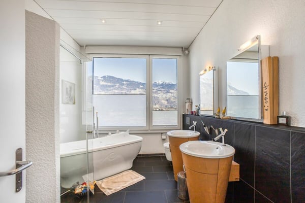 RESERVIERT - exklusives 2.5 Zi-Einfamilienhaus mit Schwimmteich an idyllischer Lage 9