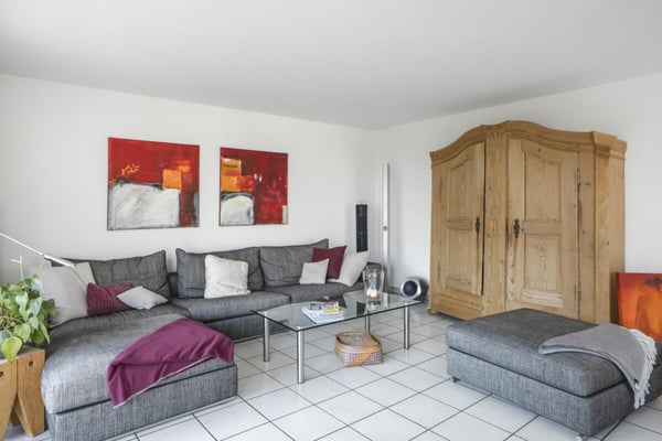 RESERVIERT - exklusives 2.5 Zi-Einfamilienhaus mit Schwimmteich an idyllischer Lage 7