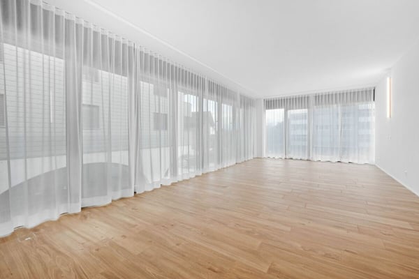 Loft-Atelier möbliert mit 10 m² im 2. Obergeschoss 2