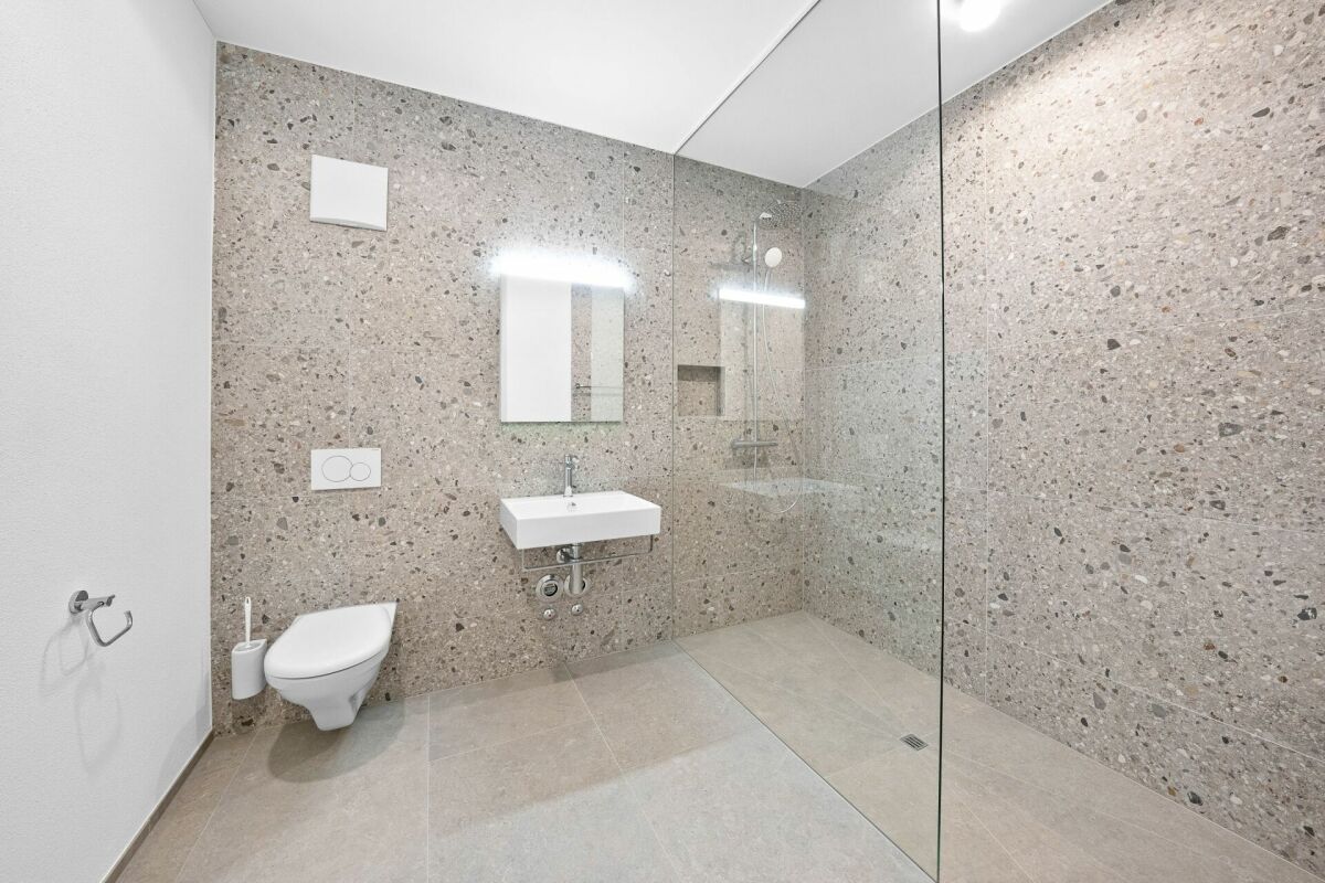 Loft-atelier arredato con 87 m² al 1° piano
