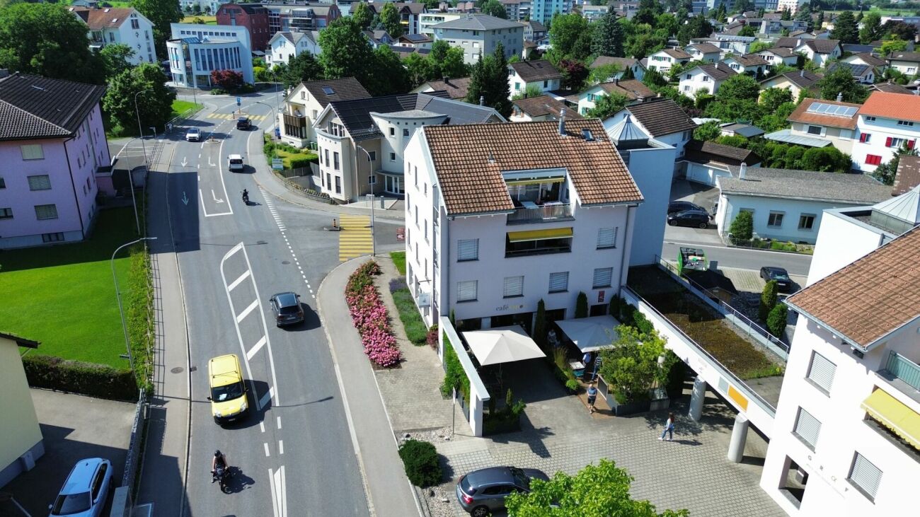 grosszügige 3.5 Zimmer-Dachwohnung im Zentrum von Buchs-Räfis