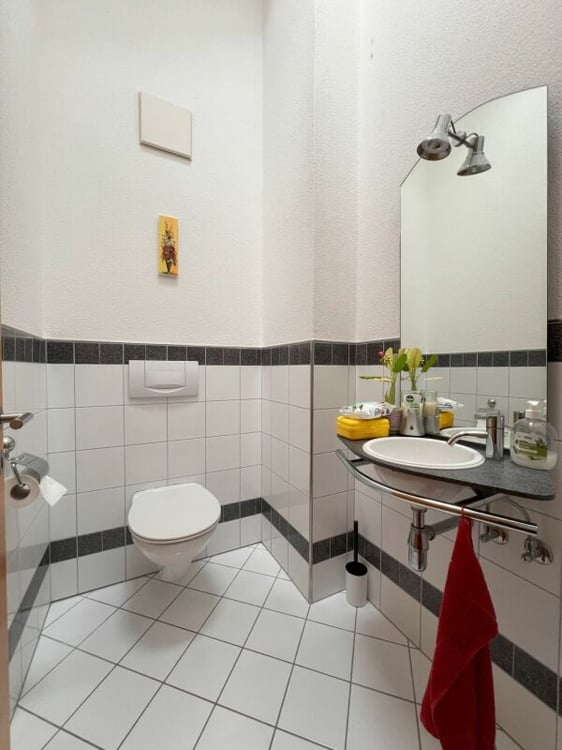 grosszügige 3.5 Zimmer-Dachwohnung im Zentrum von Buchs-Räfis 8