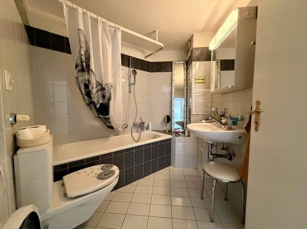 charmante 2 ½ - Zimmerwohnung an attraktiver und sonniger Wohnlage 5
