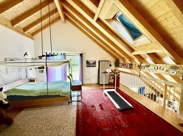 2.5-Zimmerwohnung mit grosser Galerie 9