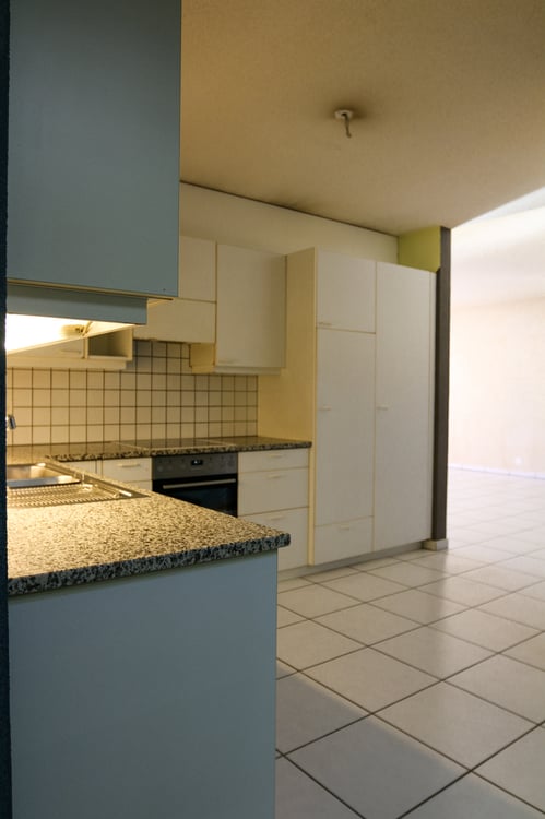zu verkaufen an zentraler Lage, 1½ Zi-Wohnung, - zum Renovieren 2