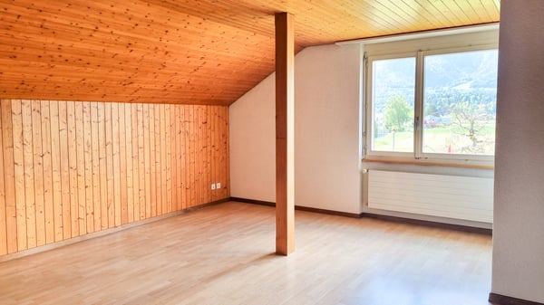 3.5 Zimmer-Dachwohnung mit rund 87 m² NF - an ruhiger Quartierlage 9