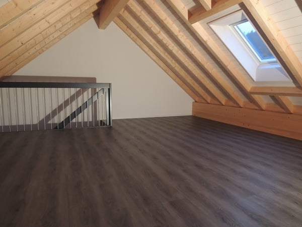 5.5 Zimmer Doppel-Einfamilienhaus in ländlicher Lage 8