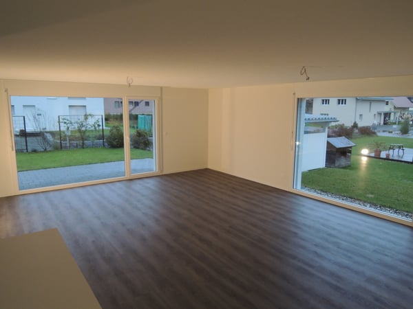 5.5 Zimmer Doppel-Einfamilienhaus in ländlicher Lage 2