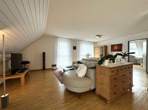Grosszügige Attika-Maisonettewohnung in TOP-Zustand 2