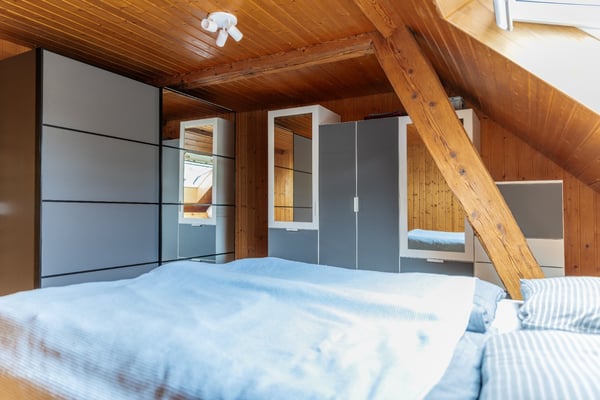 Charmante 4-Zimmer-Dachwohnung an ruhiger Lage 8