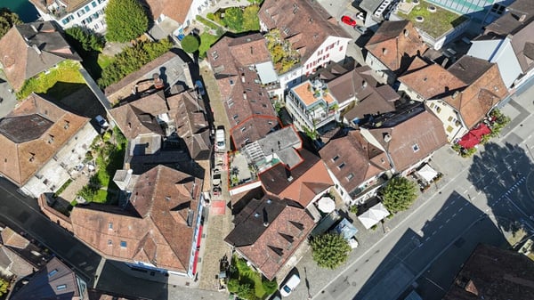 Altbauflair & 17 m² Terrasse: Exklusive Duplexwohnung über den Dächern von Solothurn 21