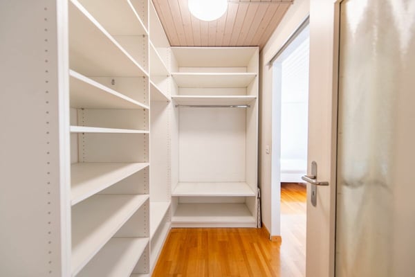 Altbauflair & 17 m² Terrasse: Exklusive Duplexwohnung über den Dächern von Solothurn 10