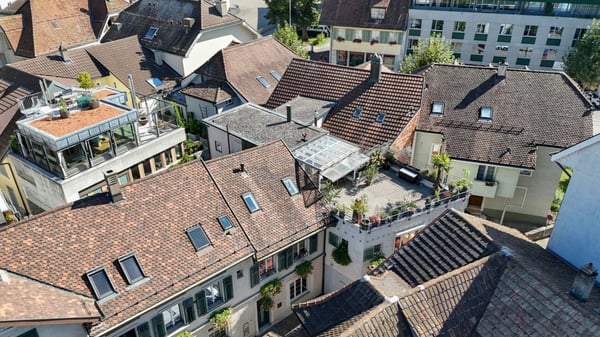 Altbauflair & 17 m² Terrasse: Exklusive Duplexwohnung über den Dächern von Solothurn 19