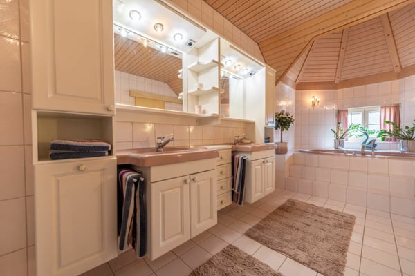 Wohnen & Arbeiten vereint - Herrschaftshaus mit Raum für Leben, Familie und Business 19