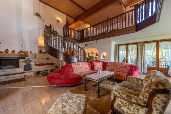 Wohnen & Arbeiten vereint - Herrschaftshaus mit Raum für Leben, Familie und Business 5