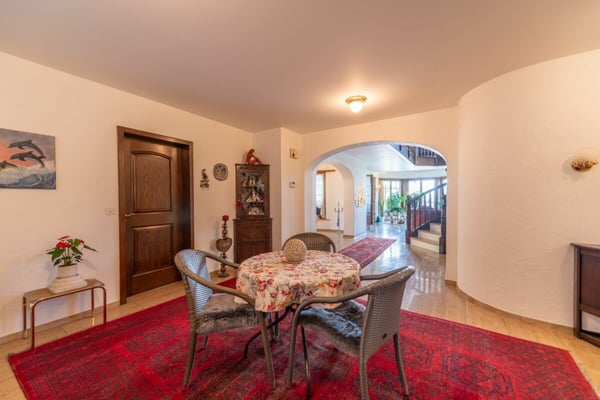 Wohnen & Arbeiten vereint - Herrschaftshaus mit Raum für Leben, Familie und Business 3