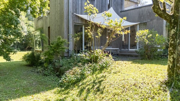 Idylle pur: Grosszügiges Traumhaus mit Weitsicht und besonderer Architektur 18