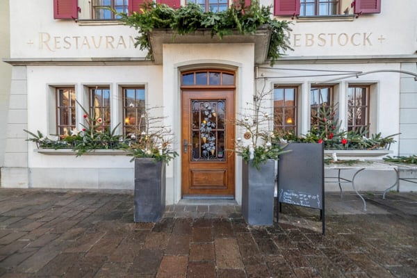 Tradition trifft Zukunft: Das Restaurant Rebstock wartet auf Ihre Vision 40