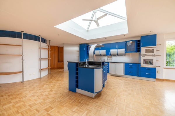 Exklusive Wohn- und Gewerbeliegenschaft 12