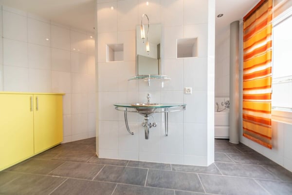 Exklusive Wohn- und Gewerbeliegenschaft 23