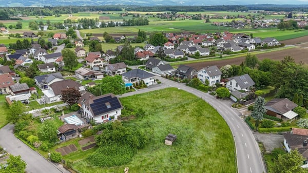 893 m² Bauland mit Architekturverpflichtung für 3-Familienhaus 4