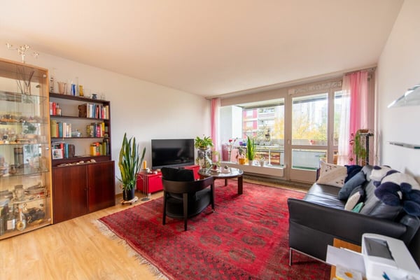 Wohnen in stadtnaher Lage von Bern - helle und zentrale 1.5-Zimmer-Wohnung mit Lift 2