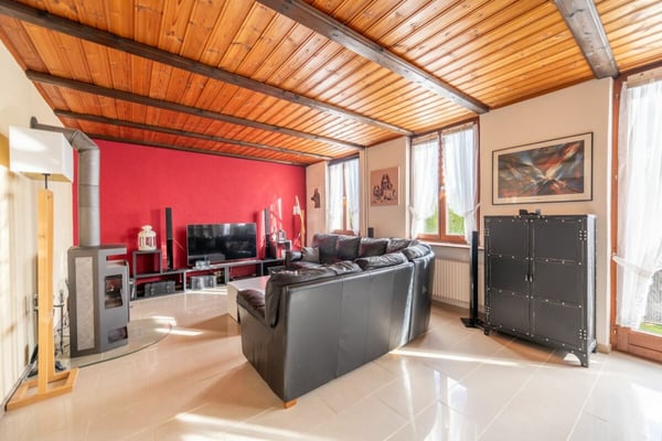 Zweifamilienhaus als Wohn-, Renditeobjekt oder Mehrgenerationenhaus 3