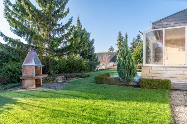 Einziehen & Wohlfühlen: Lichtdurchflutetes 1.5-Zimmer Einfamilienhaus in Bettlach 20