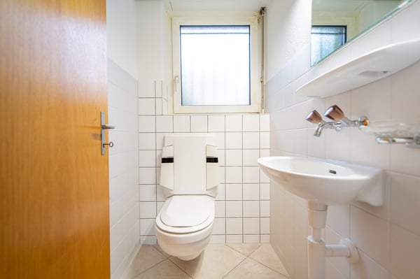 Einziehen & Wohlfühlen: Lichtdurchflutetes 1.5-Zimmer Einfamilienhaus in Bettlach 8