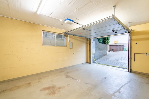 Einziehen & Wohlfühlen: Lichtdurchflutetes 1.5-Zimmer Einfamilienhaus in Bettlach 14