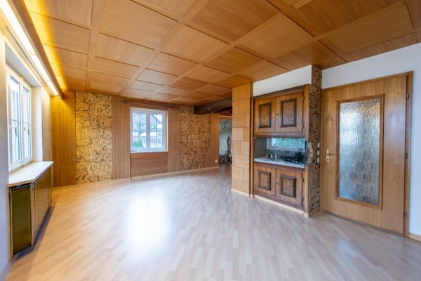 Ihr Rückzugsort mit Wintergarten, Teich und vielseitigem Nebenhaus 8