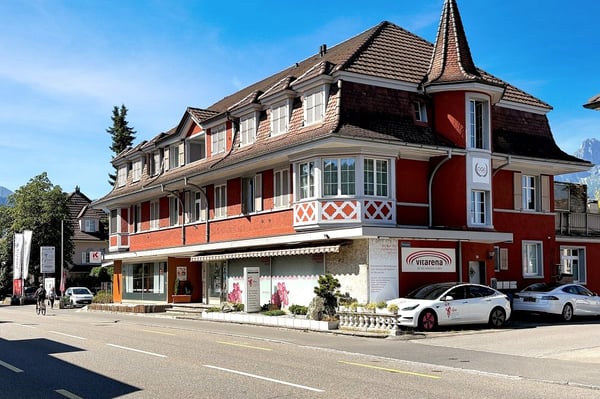 Renditeliegenschaft an bester Lage in Thun Wohnen & Gewerbe perfekt vereint 1