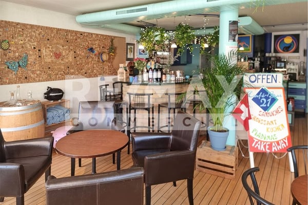 Café, Bar, Bistro mitten im schönen Toffen 6