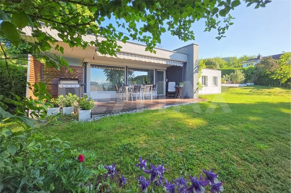 Rückzugsort mit Weitblick Wohnen an privilegierter Lage in Attiswil 1
