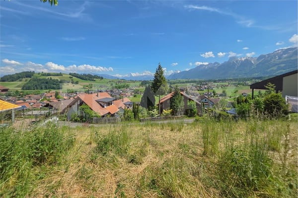 Bauland in exklusiver Panoramalage in Wattenwil 1