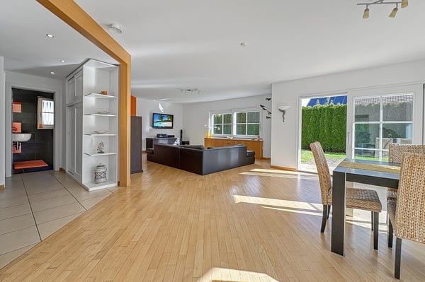 Freistehendes Einfamilienhaus mit Stil und Privacy 6