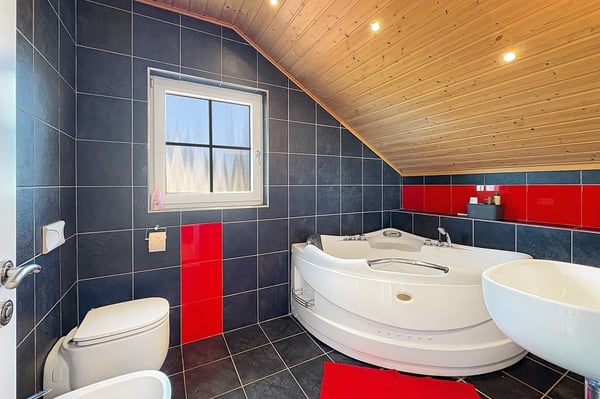 Freistehendes Einfamilienhaus mit Stil und Privacy 9