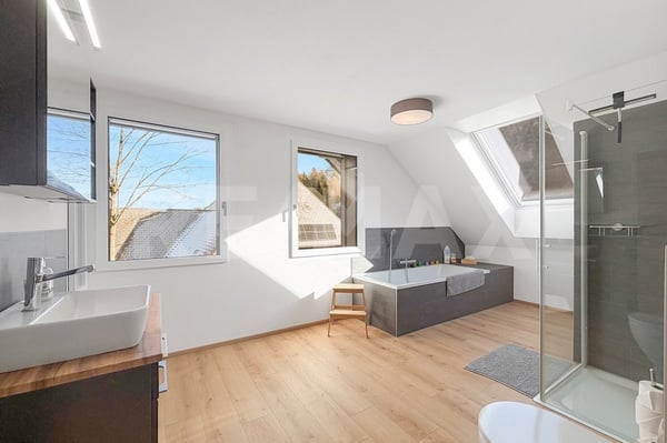 Wohnen und Arbeiten unter einem Dach - grosszügiges Zuhause nahe Bern und Burgdorf 6