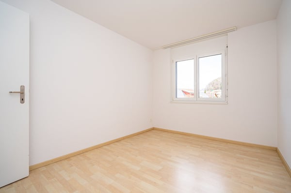 Moderne 1.5-Zimmer-Wohnung Gartensitzplatz in Dotzigen 2