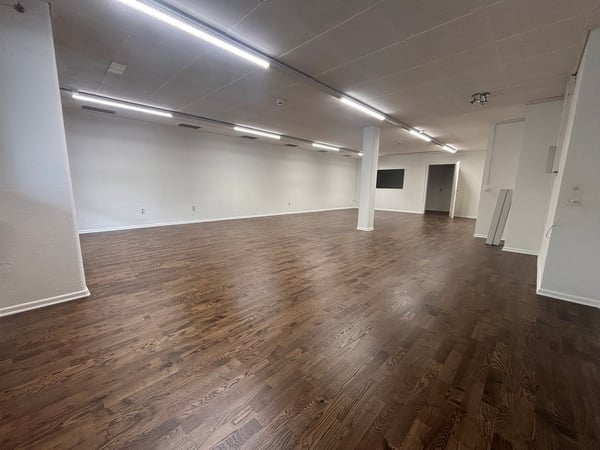 Attraktive Gewerbefläche mit Ladenlokal und Lager an zentraler Lage in Bern 3