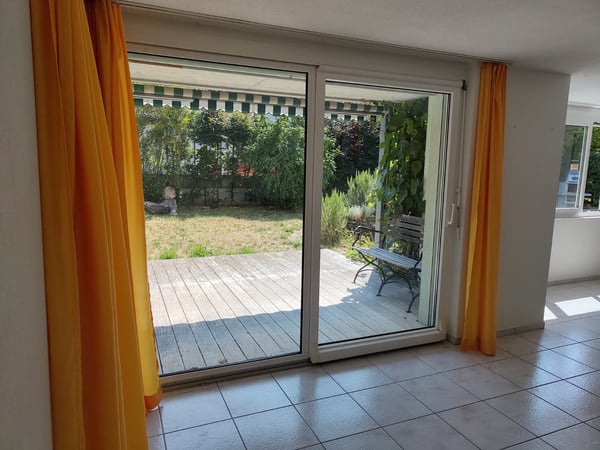 Geräumiges 7.5-Zimmer-Doppeleinfamilienhaus in Urtenen-Schönbühl 16