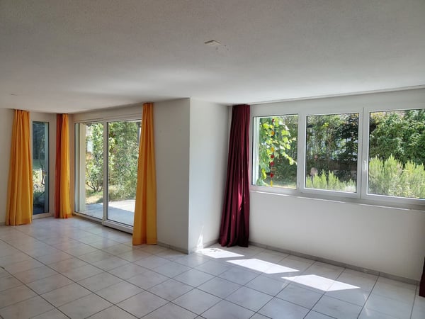 Geräumiges 7.5-Zimmer-Doppeleinfamilienhaus in Urtenen-Schönbühl 18