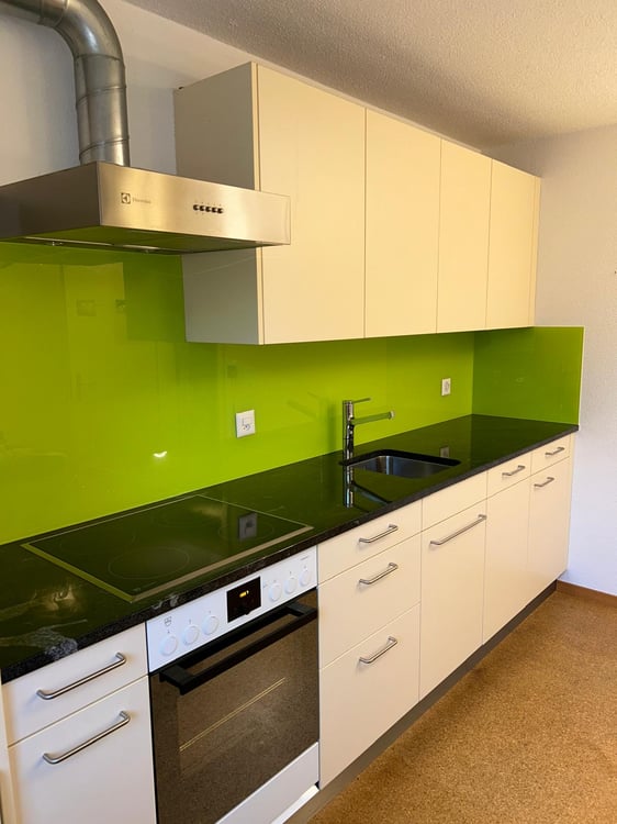 Geräumiges 7.5-Zimmer-Doppeleinfamilienhaus in Urtenen-Schönbühl 4